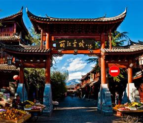 南宁昆明大理丽江香格里拉 （石卡雪山） 双飞6天或7日特色游